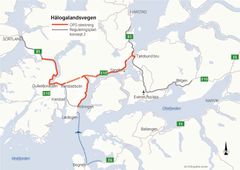 Bildet viser et kart over ny E10 som bygges mellom Harstad, Evenes, Lødingen og Sortland. Bildeteksten sier, En ny æra: Ny E10 vil gi trafikantene i Midtre Hålogaland helt andre omkjøringsmuligheter og langt bedre og mer forutsigbar fremkommelighet enn i dag.