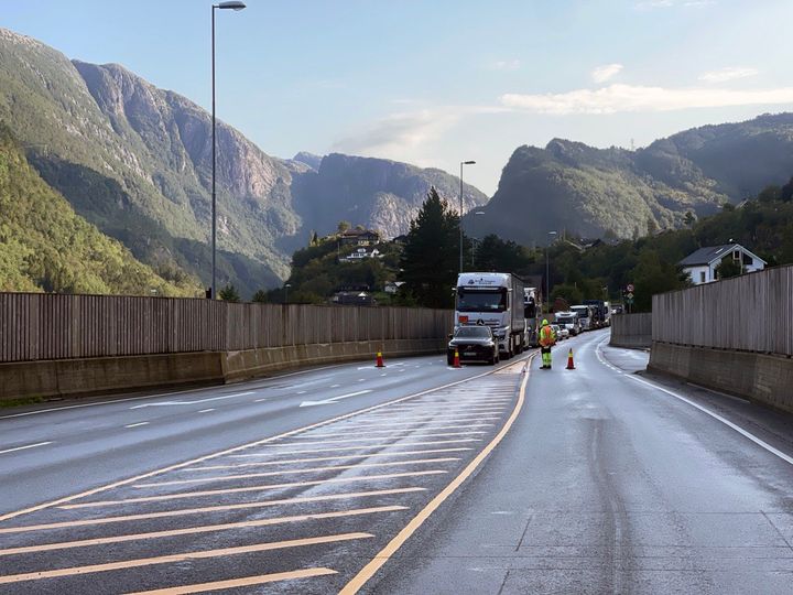 Bildet viser ledebilkøyring ved Stanghelle
