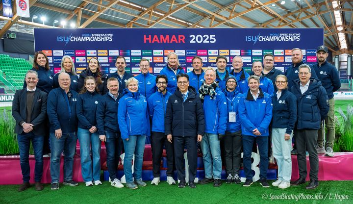 Noen av svært mage frivillige som bidro under VM i Vikingskipet i mars