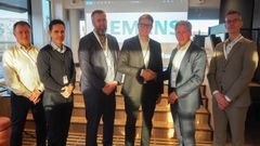 Elvia og Siemens f.v: Bjarne Pedersen (Siemens), Gjermund Blom-Pedersen (Elvia). Haakon Engen (Siemens), Erik Jansen (Elvia) Nils Klippenberg, Odin Eliassen (Siemens)