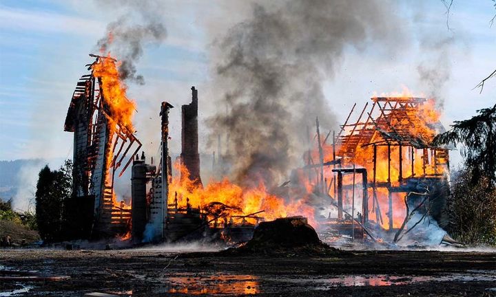Illustrasjonsfoto av brann i hus