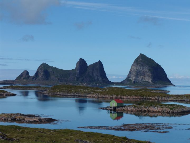 Øya Sanna med  Trænstaven i Nordland.