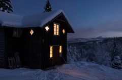 Lille Bøle i Rollag kommune i Buskerud. Det landsdekkjande prosjektet "Lys i gamle hus" får tilskot frå Riksantikvarens verdiskapingsmidler til kulturmiljø.