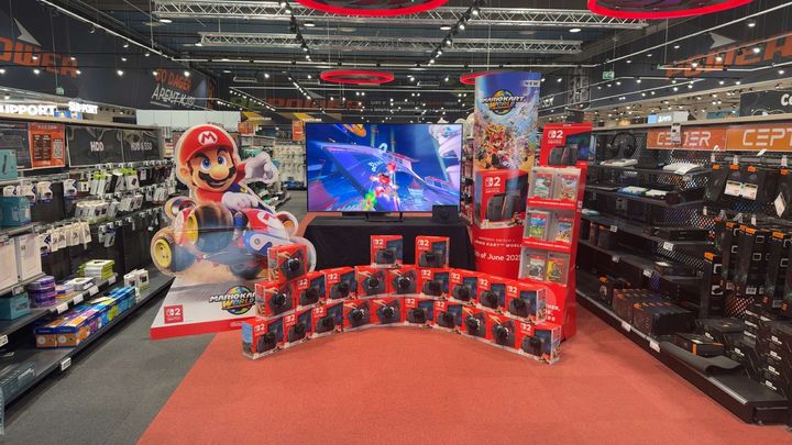 Lanseringsfest: På POWER Alnabru selges det Nintendo Switch 2 i et forrykende tempo. FOTO: Power
