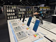 Klart i butikkene: Tydelig energimerking av mobiler og nettbrett