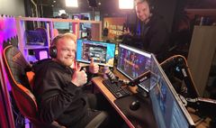 GAMING OG STREAMING: POWERs gaming-duo er Adrian Pedersen og Vegard Berg.