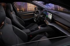 CUPRA Raval gir en spennende lydopplevelse som kan optimeres med Sennheiser med AMBEO-teknologi og 12 høyttalere som yter 475W. Det oppgraderte lydanlegget blir tilgjengelig som tilvalg.