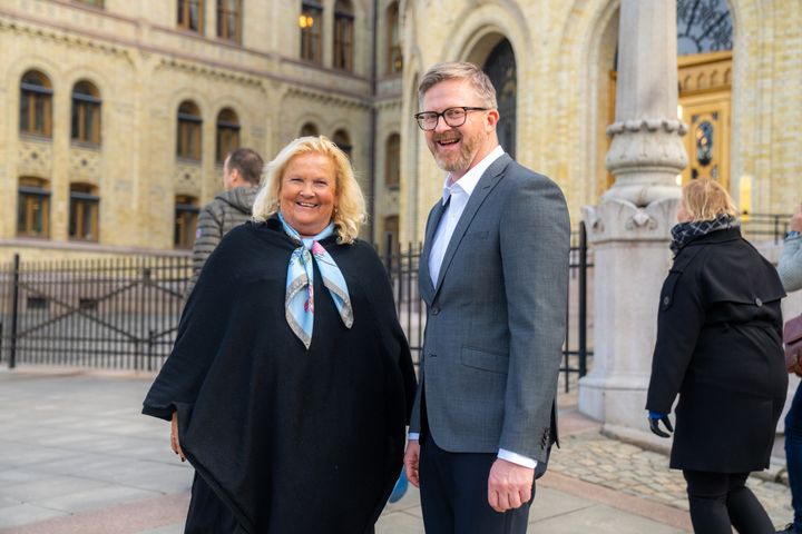 Nestleder i YS, Lizzie Thorkildsen, og leder i YS, Hans-Erik Skjæggerud.