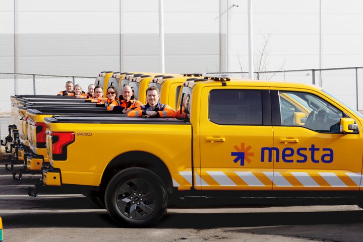 Mesta med en rekke elektriske pickuper: Ford Lightning