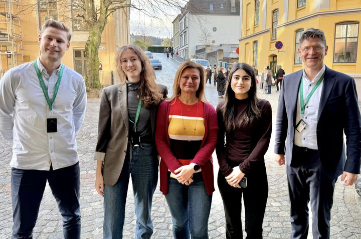 Bilde av fadder- og mangfoldskoordinatorer og flere fra Universitetet i Bergen