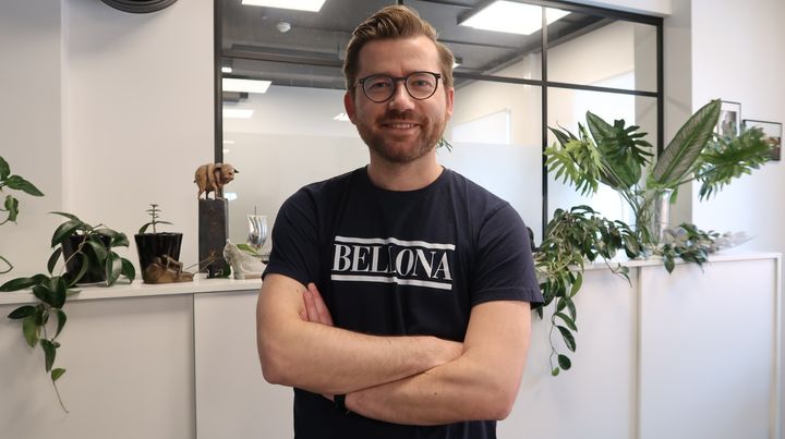 – Rammeverket for å få til kjernekraft trygt og effektivt i Norge er ikke på plass. Rapporten viser at det vil kreve omfattende regelverksutvikling, myndighetsoppbygging, sikkerhets- og beredskapsregimer, avfallsløsninger og spesialisert kompetanse før dette i det hele tatt kan bli aktuelt, sier Sveinung Rotevatn, daglig leder i Bellona.