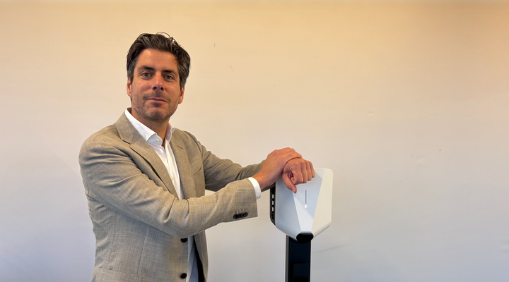 Joris Hupperets er ansatt som kommersiell direktør i Easee, med ansvar for selskapets kommersielle strategi og vekst i Europa.