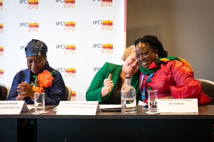 IPCI-konferansen fokuserer på kvinner og ungdoms rettigheter, her representert ved tre sterkt engasjerte kvinner: Dr Natalia Kanem, Anne Beathe Tvinnereim og Brenda Nyirenda.