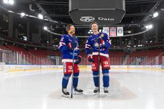Martin Røymark og Jørgen Karterud er Pride-ambassadører for Vålerenga