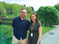 Leder i Oslo Pride Dan Bjørke og Senior Simulation Designer i Attensi Tuva Lønne