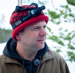 Forsker i skogen