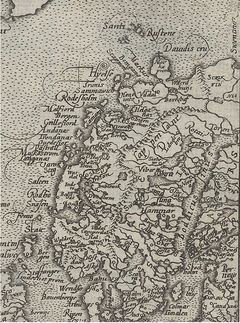 Frans Hogenberg tegnet både Moskstraumen og en malstrøm langt øst for Nordkapp. I tillegg eren første bokstaven i navnet Hÿelse (Hjelmsøy) er sirlig rullet i en slyngede ornamentikk som minner unektelig om en malstrøm.