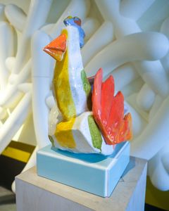 Skulpturen gitt i relasjon av tildelsen av Dyrevernkompasset.