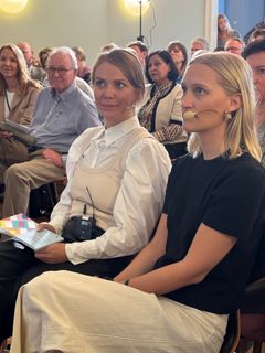 Presentasjon av funnene ved Guro Lindebjerg, leder av Retriever og Malene Augestad, senior medieanalytiker, Retriever