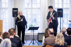 Siril Malmedal Hauge og Jacob Young.