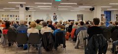 Are Sende Olsen besøker Rana  bibliotek