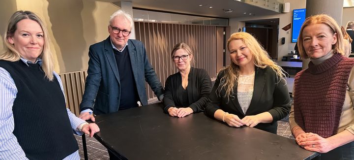 Fra venstre: Heidi Jackobsen Strømme, Bouvet, Sven Lunøe Pihl, Bouvet, Pernille Kræmmergaard, DI2X, Eirin Folde, DI2X og Ane Amundsen, Bouvet.