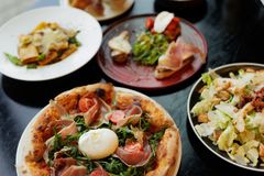 Restauranten Trattoria Bacco vil ha pizza, pasta, sjømat, kjøtt og smakfulle grillretter på menyen.