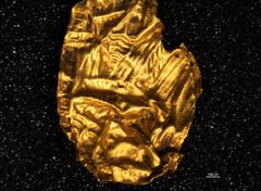 I 1897 fant en bonde 16 såkalte “gullgubber”, det vil si små, tynne gullplater med menneskefigurer, på Hauge i Rogaland. I samme område fant metallsøker Kjetil Særheim nylig en ny gullgubbe.