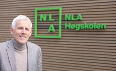 Rektor Sigbjørn Sødal er godt fornøyd med de totale søkertallene til NLA.