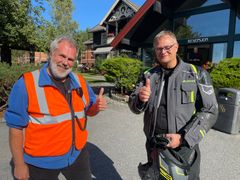 Beredskapsansvarlig Eddie Mathisen og turguide Sven Helge Sollid gleder seg.