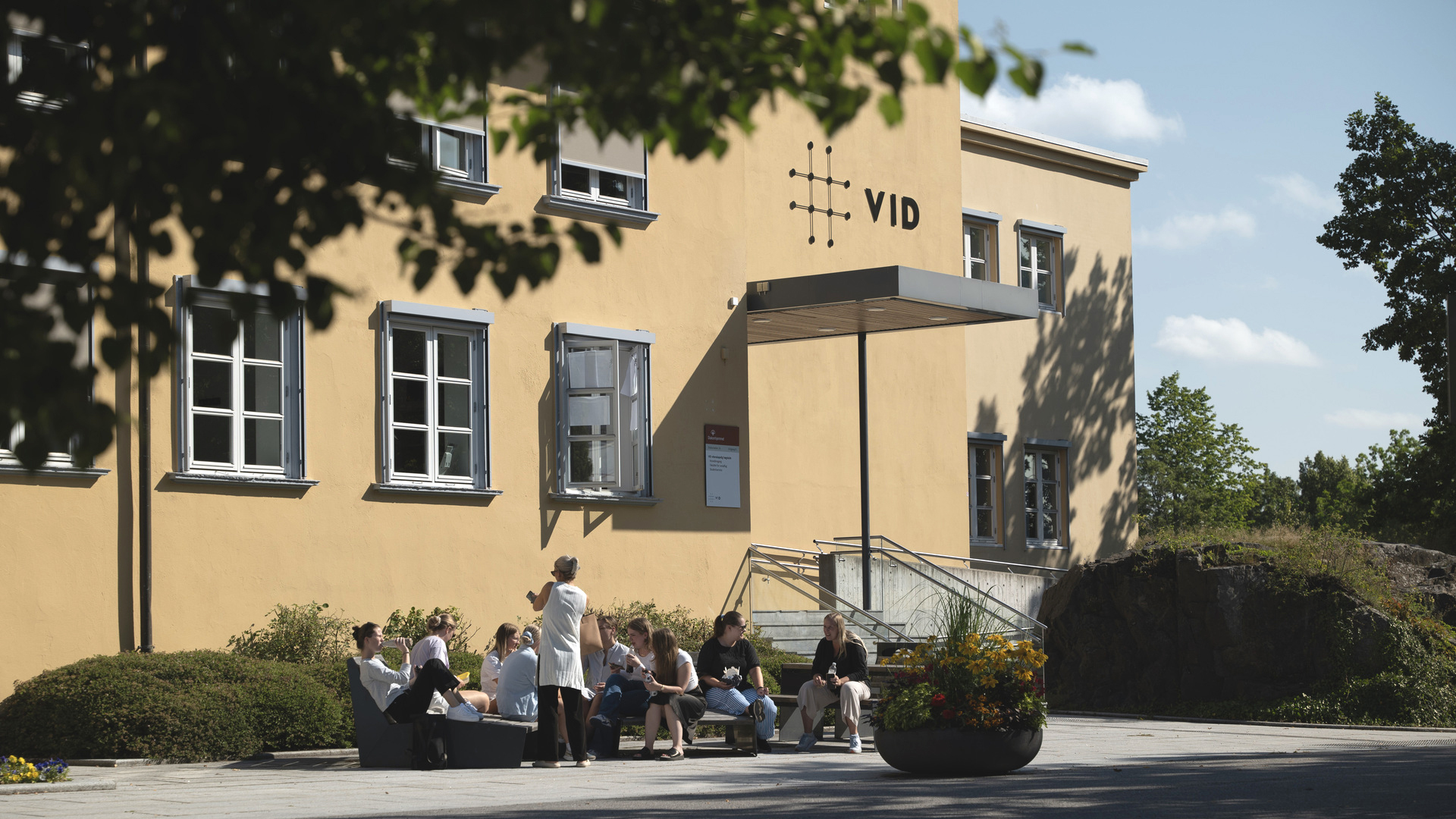 VIDs kvalitetssystem og kvalitetsarbeid får godkjent på alle punkter
