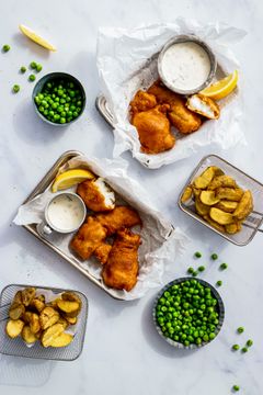 Fish and chips, klassisk engelsk pubmat.  Foto: matprat.no