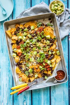 Nachos er en deilig rett å be venner på eller hygge deg med helt alene.