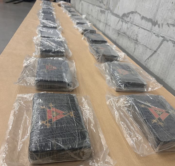 - Mengden og måten stoffet var skjult på, tyder på at et profesjonelt kriminelt miljø står bak, sier seksjonssjef Per Kristian Grandahl.