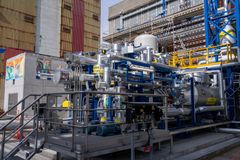 Hydrogen treatment plant