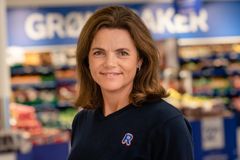 Pia Mellbye, Salgs- og markedsdirektør