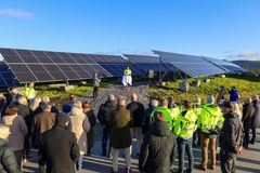 Med avtalen forplikter REMA 1000 seg til å kjøpe fornybar kraft fra HIM Solkraftverk til bruk i egen distribusjon.