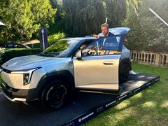 Fredrik Bjølgerud, salgssjef i Electric Way sammen med Dongfeng Vigo