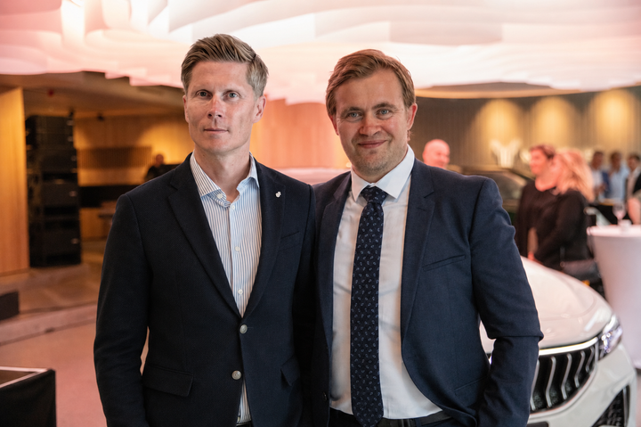 Torje A. Sulland (t.h.) har ansatt Christian Haugaard (t.v.) som ny sjef for Electric Ways importsatsing i Danmark