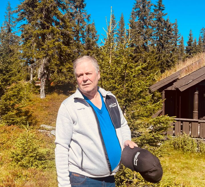 – Det bør ikke være slik at utenlandsk eierskap til norske hytter i praksis gir skattemessige fordeler fremfor norsk eierskap. Dette er et spørsmål vi forventer at myndighetene tar på alvor, sier Hagen.