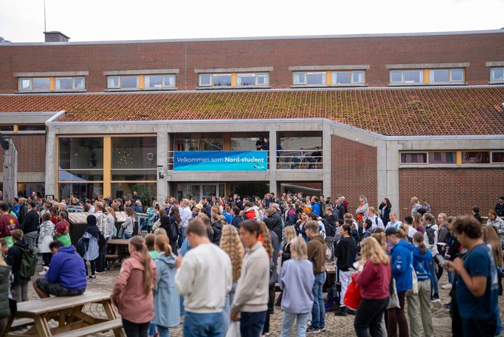 Nord universitet ønsker nye studenter velkommen til studiestart. Foto: Adrian Svendsen Bensvik / Nord universitet.