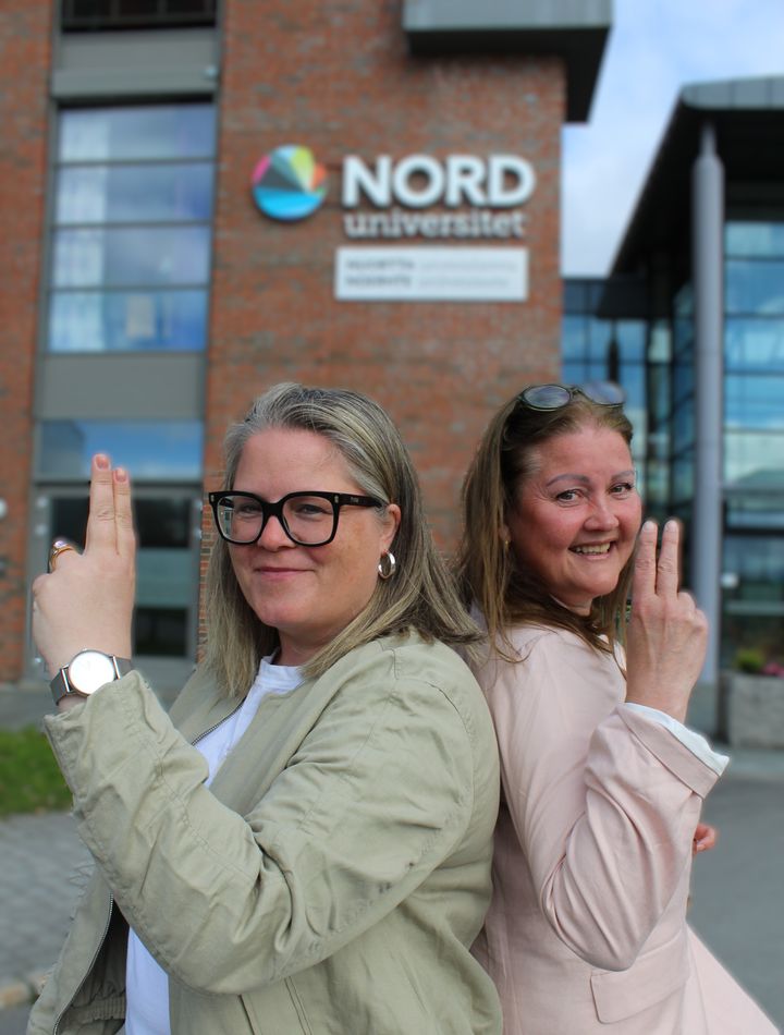 Gjør som resten av Europa: Kathrine Mathisen (t.v.) og Charlotta Maria Langejan juber over historiske søkertall når Nord universitet for andre år på rad arrangerer sommerskole.