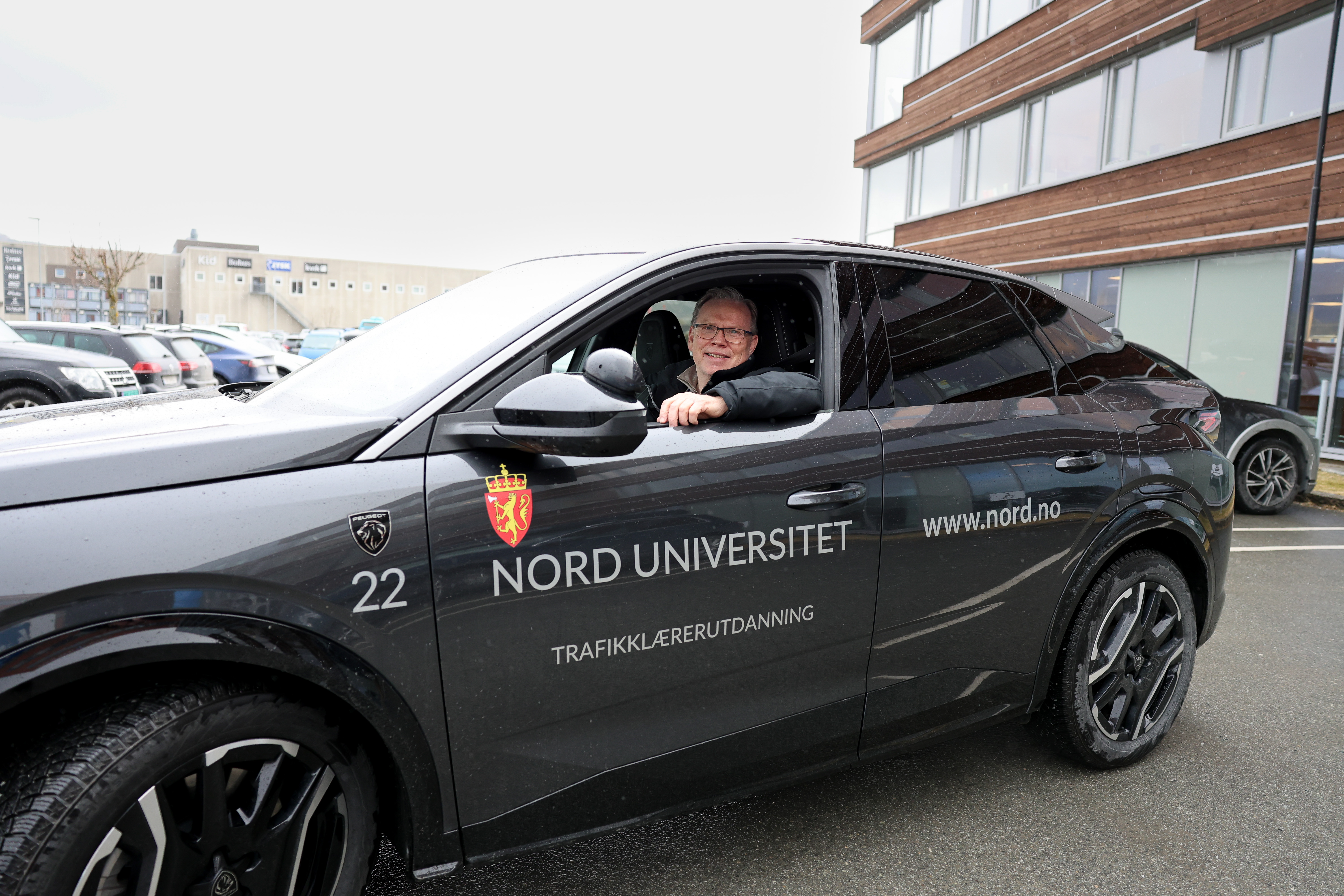 Slik pakker du bilen til påske