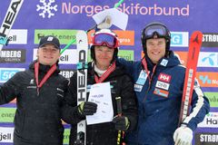 Bilde 3: Jonas Buer, Simen Sellæg og Fredrik Møller. Foto: Claes-Tommy Herland/Norges Skiforbund