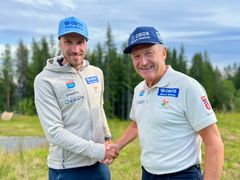 Truls Johansen sammen med sportssjef Ivar Stuan.