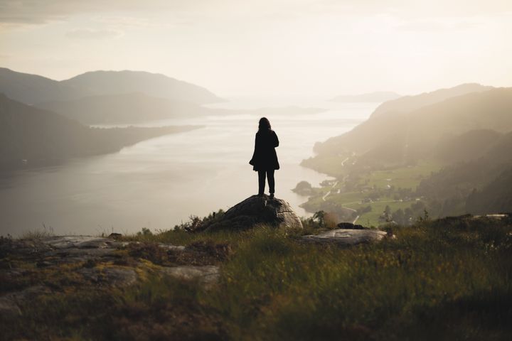 Miljøorganisasjonene krever midlertidig forbud mot dumping av gruveavfall i Førdefjorden. Saken behandles i Sogn og Fjordane tingrett fra 13.-17. oktober.