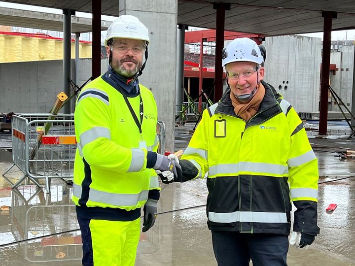 Adm. direktør Knut Inderhaug i Celsio og konserndirektør næringseiendom Nils Morten Bøhler i OBOS er godt fornøyd med samarbeidet.