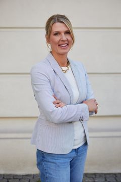 Catherine Isaac er endelig klar med ny bok. Foto: Magne Risnes