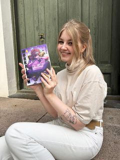 – Det vi ser når det gjelder Helens bøker, er at målgruppen har blitt besatt. Det er fankultur på sitt beste, og det går litt under raderen til resten av bransjen. Slik kanskje ungdomskultur skal gjøre? sier redaktør Tonje Tornes i TNT – et imprint hos Bonnier.