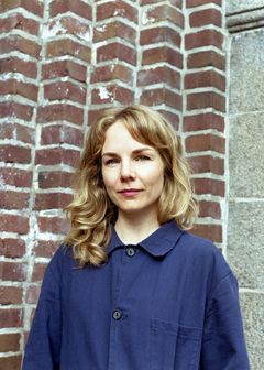 Mette Paust-Andersen debuterer med en roman om hjemlengsel. Foto: Linn Heidi Stokkedal